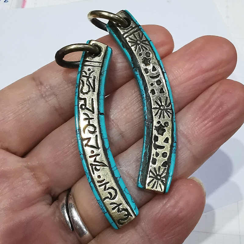Tibetan Mantras Amulet Charms  – Ethnic Fashion Com recenzja i cena