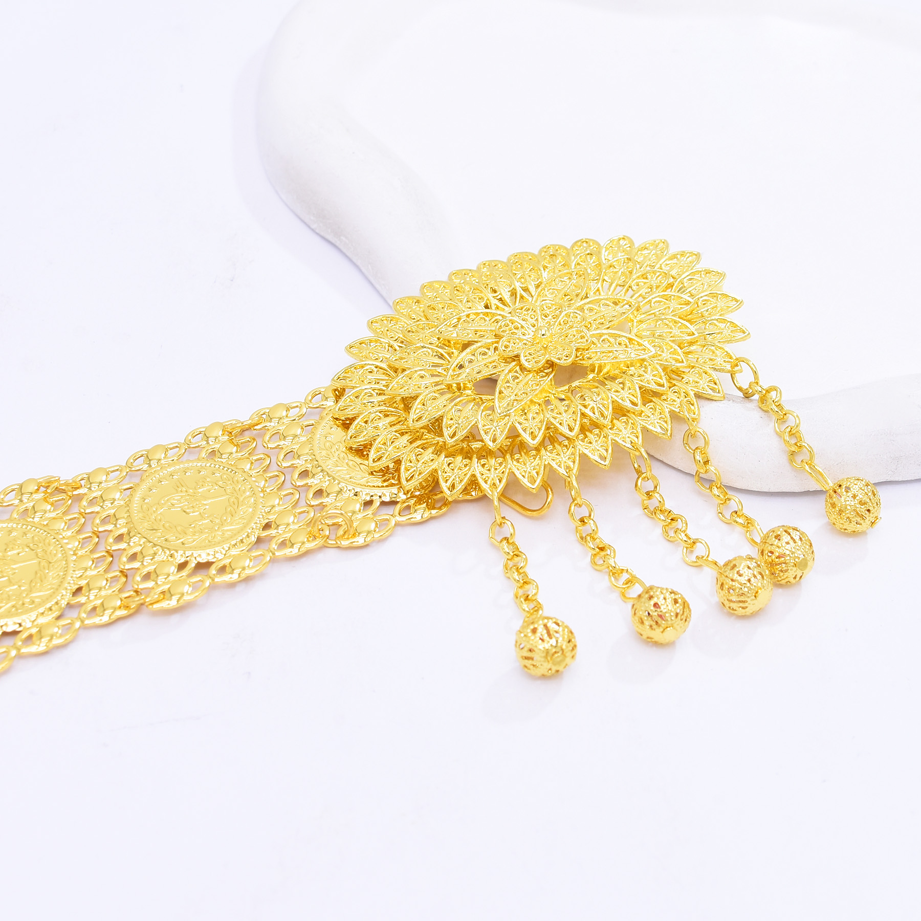 Golden Alloy Carved Hollow Geo – Ethnic Fashion Co In recenzja i cena