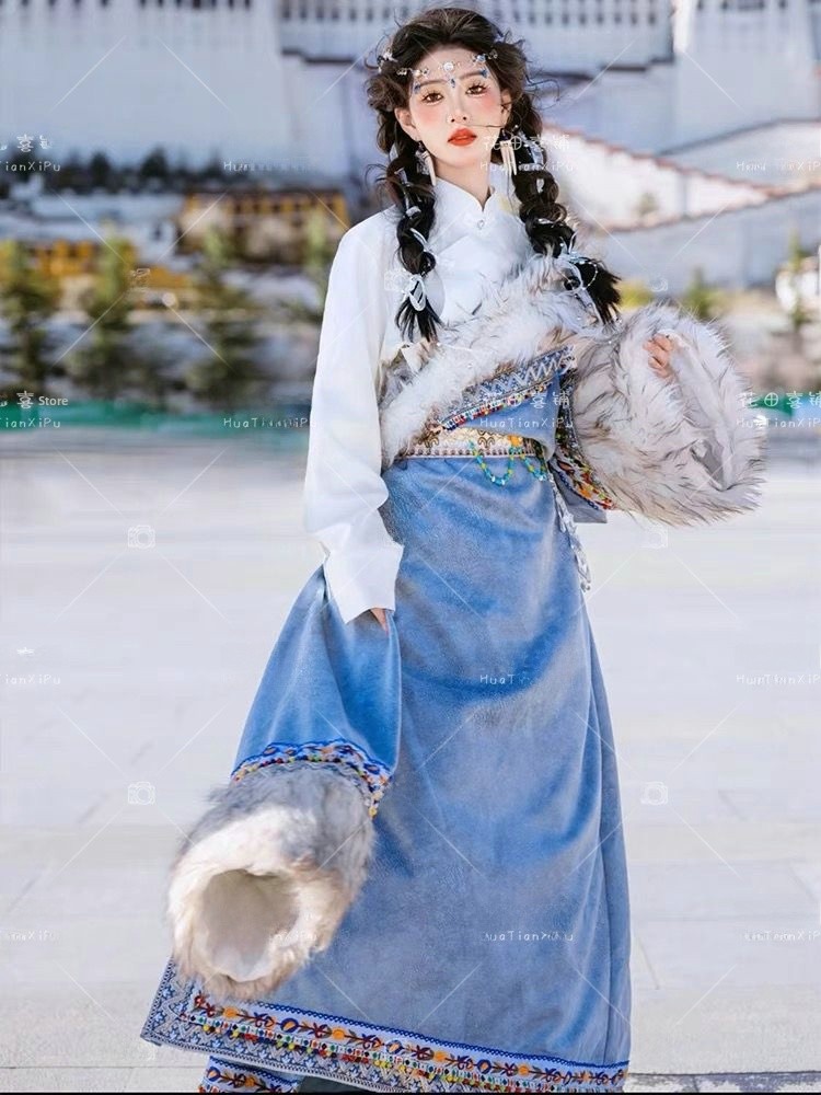 Tibetan Ethnic Women's  Robe F – Ethnic Fashion Photography recenzja i cena