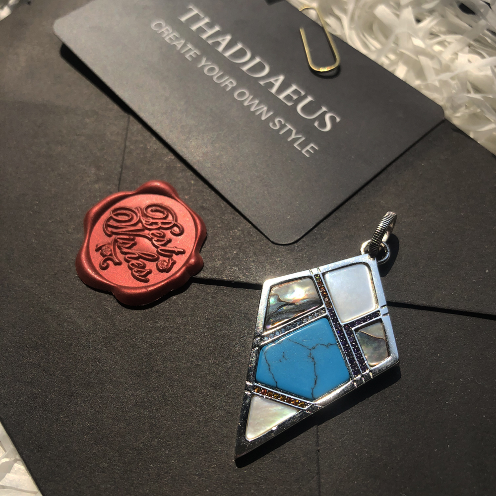 Meaningful Lucky Pendant,2020  – Ethnic Fashion Meaning recenzja i cena